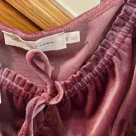 All in Favor - Picture 2 of 4